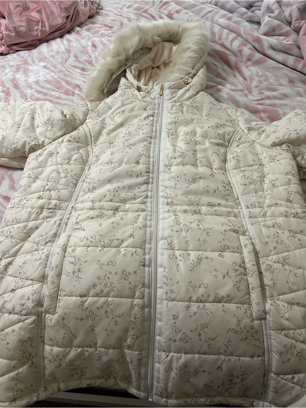 Isaac Mizrahi Cream Floral Quilted Puffer Coat with Faux Fur Hood